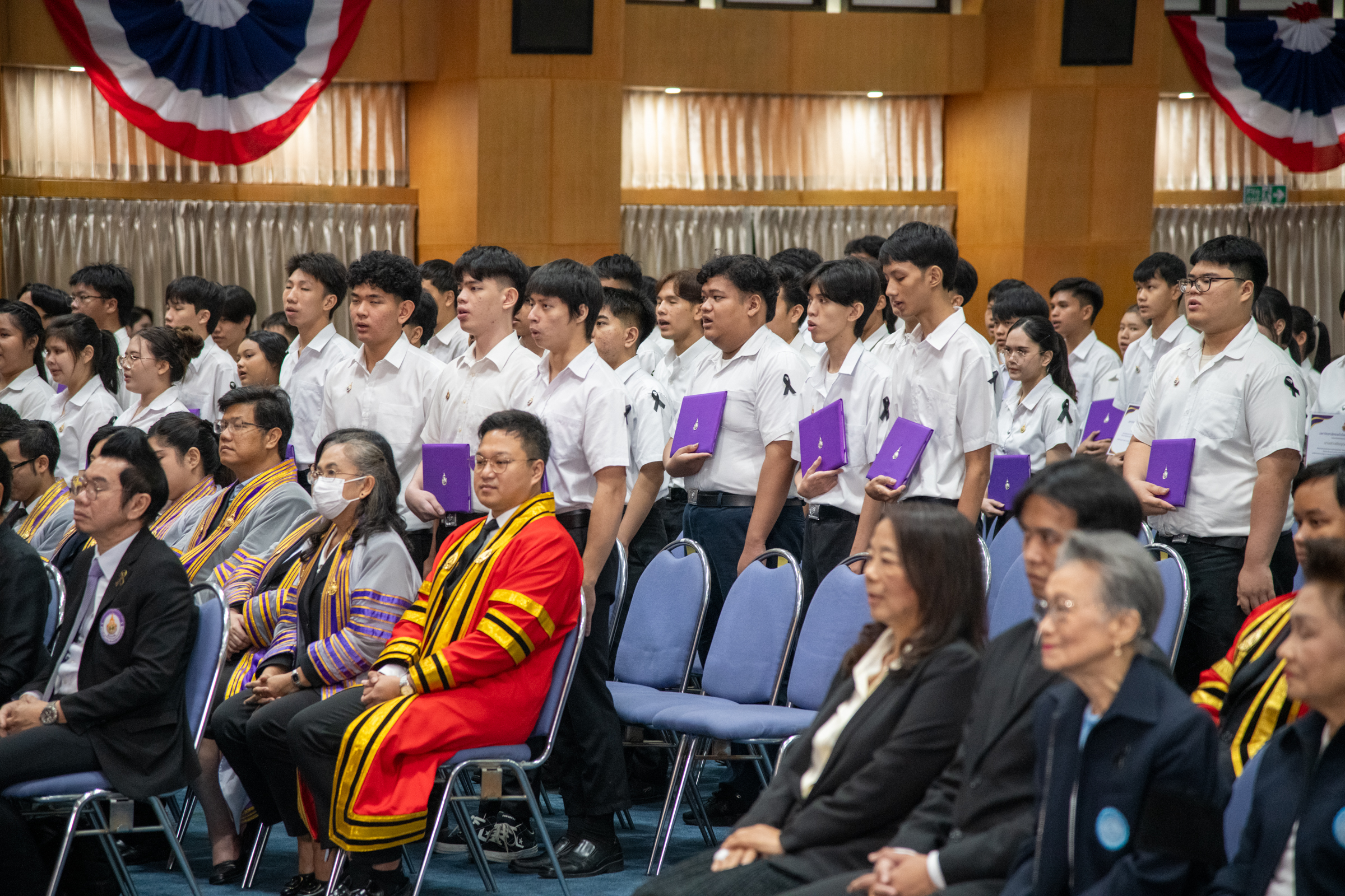 พิธีประทานประกาศนียบัตรวิชาชีพ ครั้งที่ 6 มหาวิทยาลัยเทคโนโลยีราชมงคลพระนคร