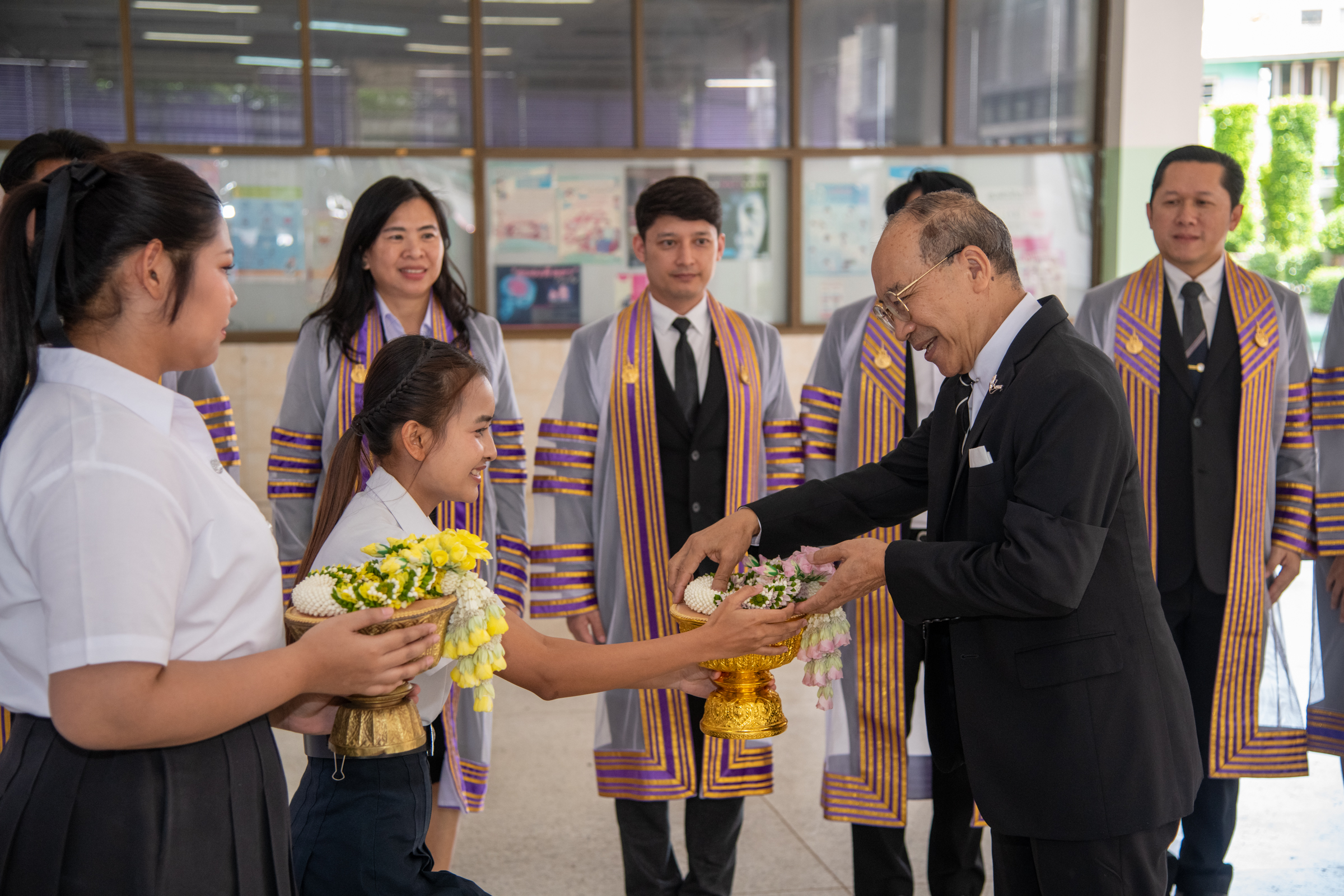 พิธีประทานประกาศนียบัตรวิชาชีพ ครั้งที่ 6 มหาวิทยาลัยเทคโนโลยีราชมงคลพระนคร