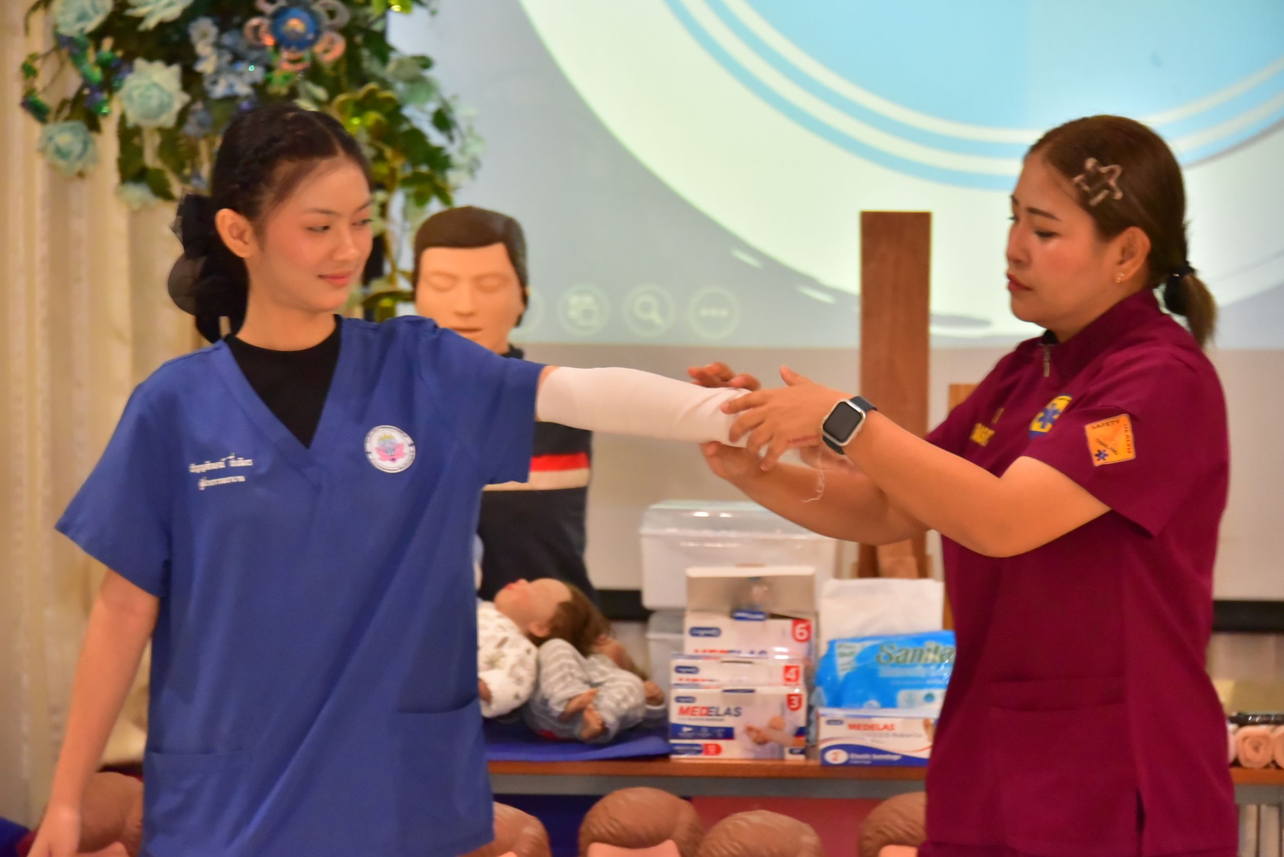 มทร.ธัญบุรี จัดโครงการเสริมสร้างทักษะกู้ชีพและป้องกันอัคคีภัา