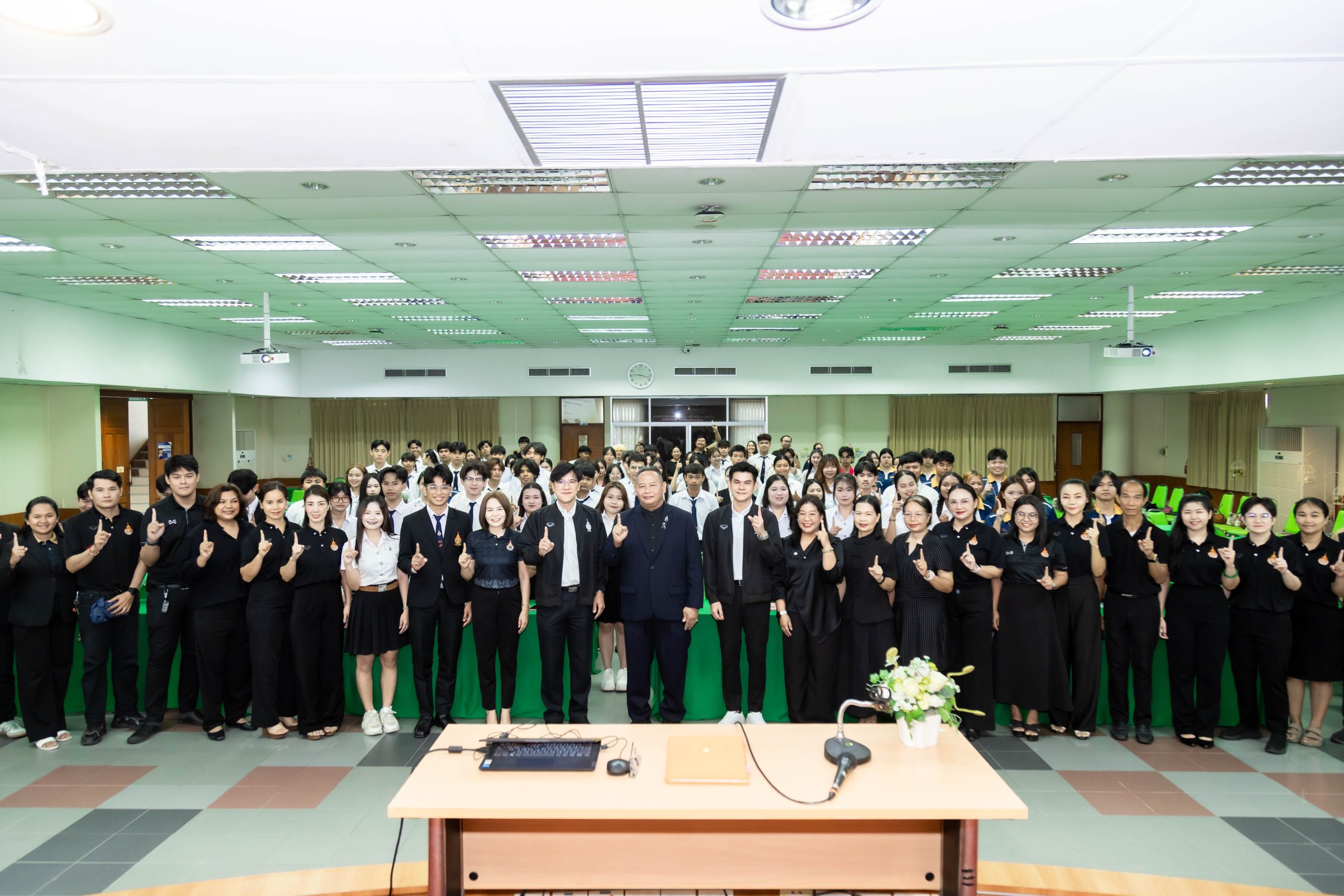 มทร.อีสานจัดอบรมเชิงปฏิบัติการพัฒนาศักยภาพ ผู้นำนักศึกษา ประจำปี 2569