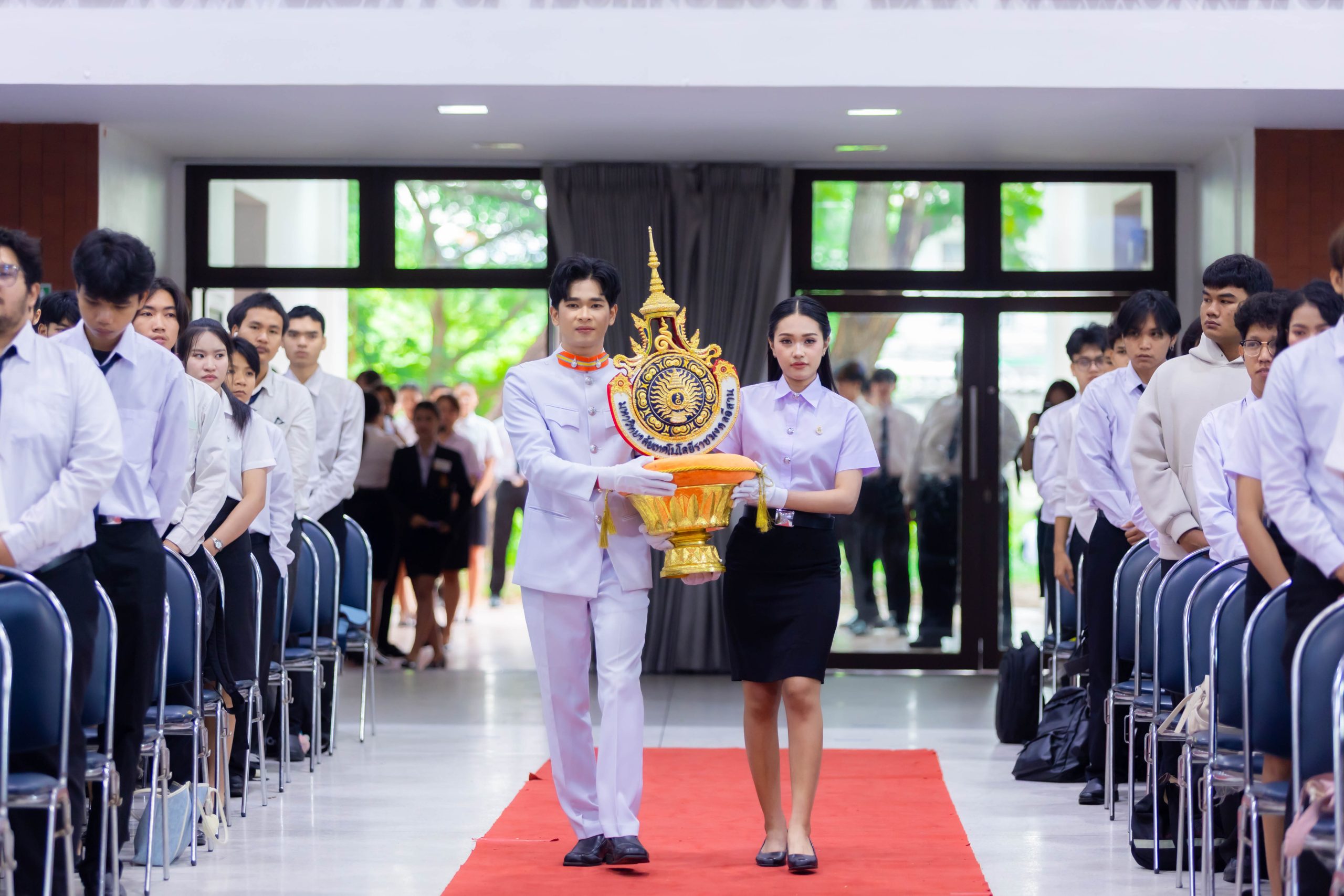 70 ปี เทคโนตะโกรายสู่ทศวรรษแห่งเกียรติภูมิ มทร.อีสาน จัดพิธีไหว้ครูสุดยิ่งใหญ่