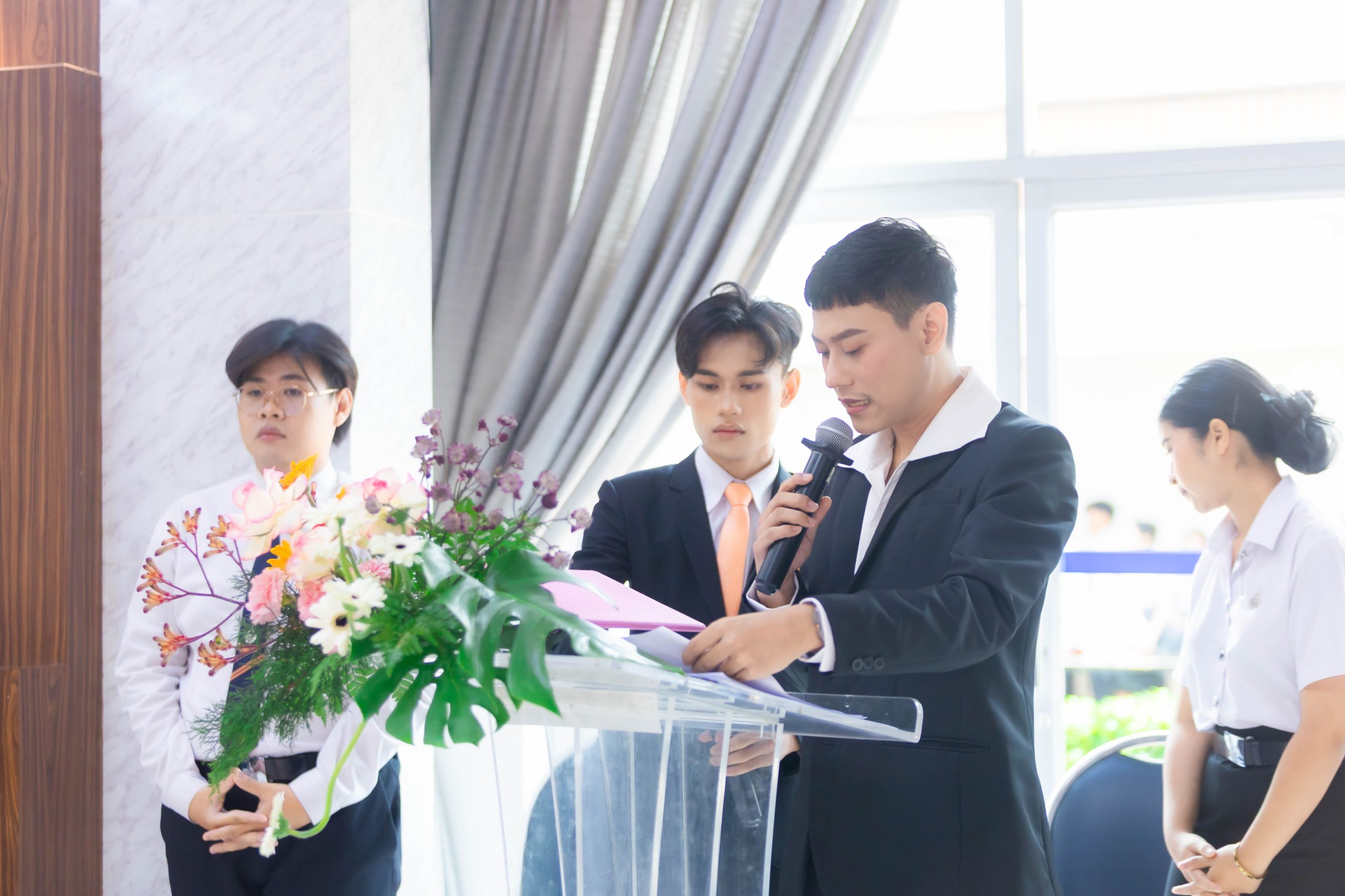 70 ปี เทคโนตะโกรายสู่ทศวรรษแห่งเกียรติภูมิ มทร.อีสาน จัดพิธีไหว้ครูสุดยิ่งใหญ่