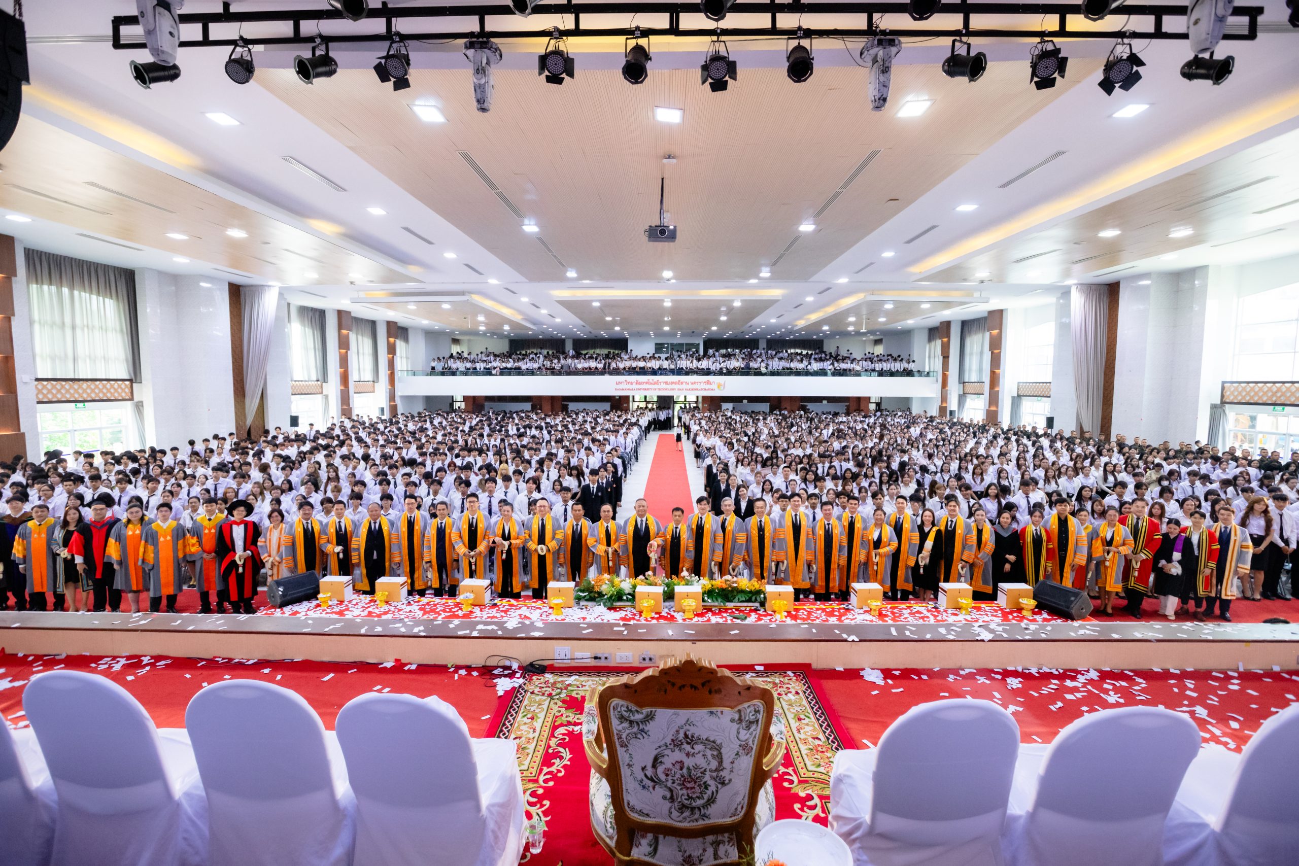 70 ปี เทคโนตะโกรายสู่ทศวรรษแห่งเกียรติภูมิ มทร.อีสาน จัดพิธีไหว้ครูสุดยิ่งใหญ่