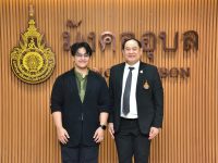 นักศึกษามทร.ธัญบุรี เข้าพบอธิการบดี ก่อนเดินทางศึกษาต่อต่างประเทศ
