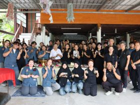 คณะเทคโนโลยีการเกษตร มทร.ธัญบุรี สืบสานภูมิปัญญากะละแมชาวมอญ