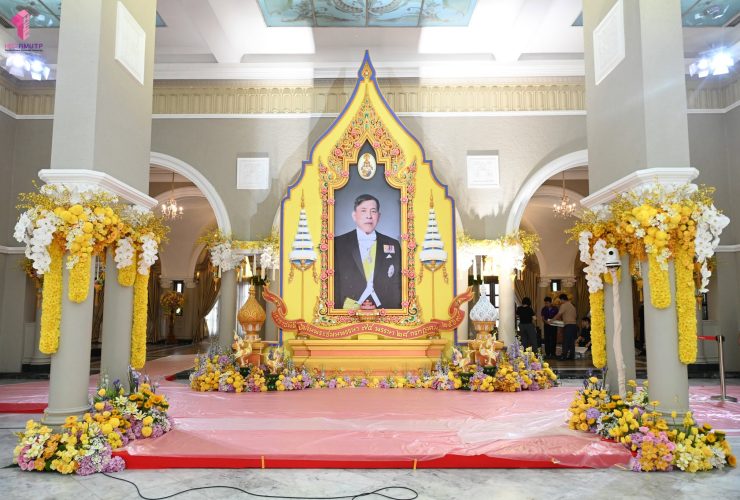 คณะเทคโนโลยีคหกรรมศาสตร์ มทร.พระนคร ร่วมใจจัดดอกไม้ตกแต่งงานสโมสรสันนิบาต