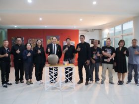 มทร.ธัญบุรี ร่วมกับสมาคมศิลป์หอไตร เปิดนิทรรศการนานาชาติ สานศิลป์กลิ่นปทุม