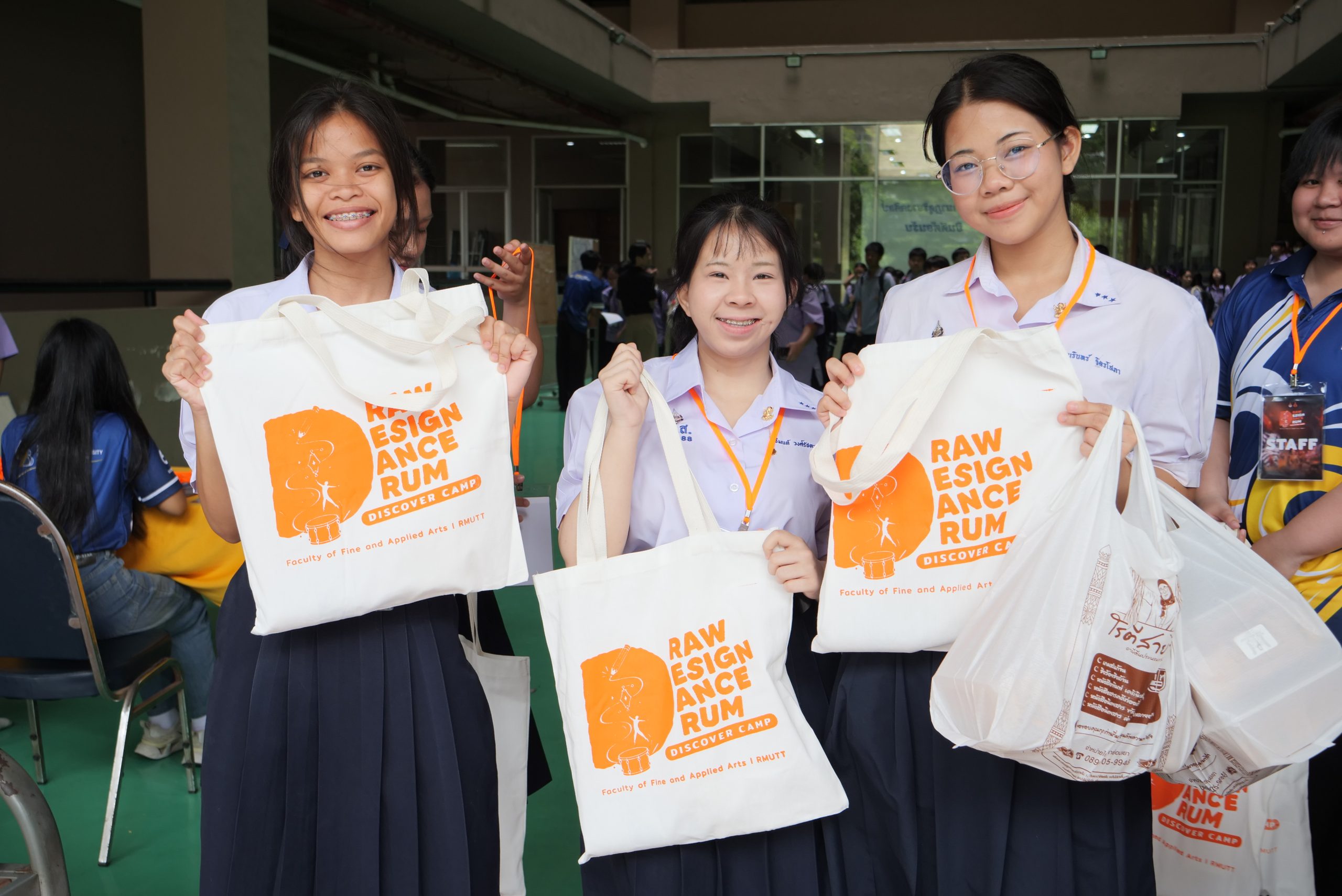 คณะศิลปกรรมศาสตร์ มทร.ธัญบุรี จัดโครงการ เส้นทางเข้าศึกษาต่อคณะศิลปกรรมศาสตร์
