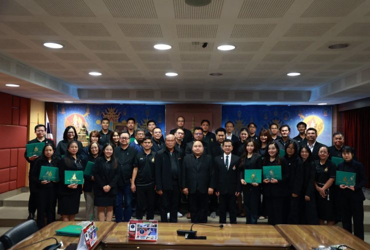 มทร.รัตนโกสินทร์ จัดพิธีปิดโครงการฝึกอบรมหลักสูตรการจัดการพลังงานและสิ่งแวดล้อม