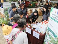 มทร.ล้านนา ร่วมจัดนิทรรศการนวัตกรรมสร้างมูลค่าเศษวัสดุเกษตร