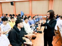 ราชมงคลพระนคร เดินหน้าจัดโครงการสื่อสร้างสรรค์ต่อต้านยาเสพติด TO BE NUMBER ONE