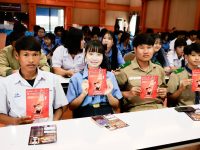 ราชมงคลพระนคร เดินหน้าจัดโครงการสื่อสร้างสรรค์ต่อต้านยาเสพติด TO BE NUMBER ONE