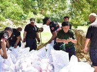 มทร.ธัญบุรี รวมพลังบรรจุกระสอบทราย เตรียมพร้อมรับมืออุทกภัย